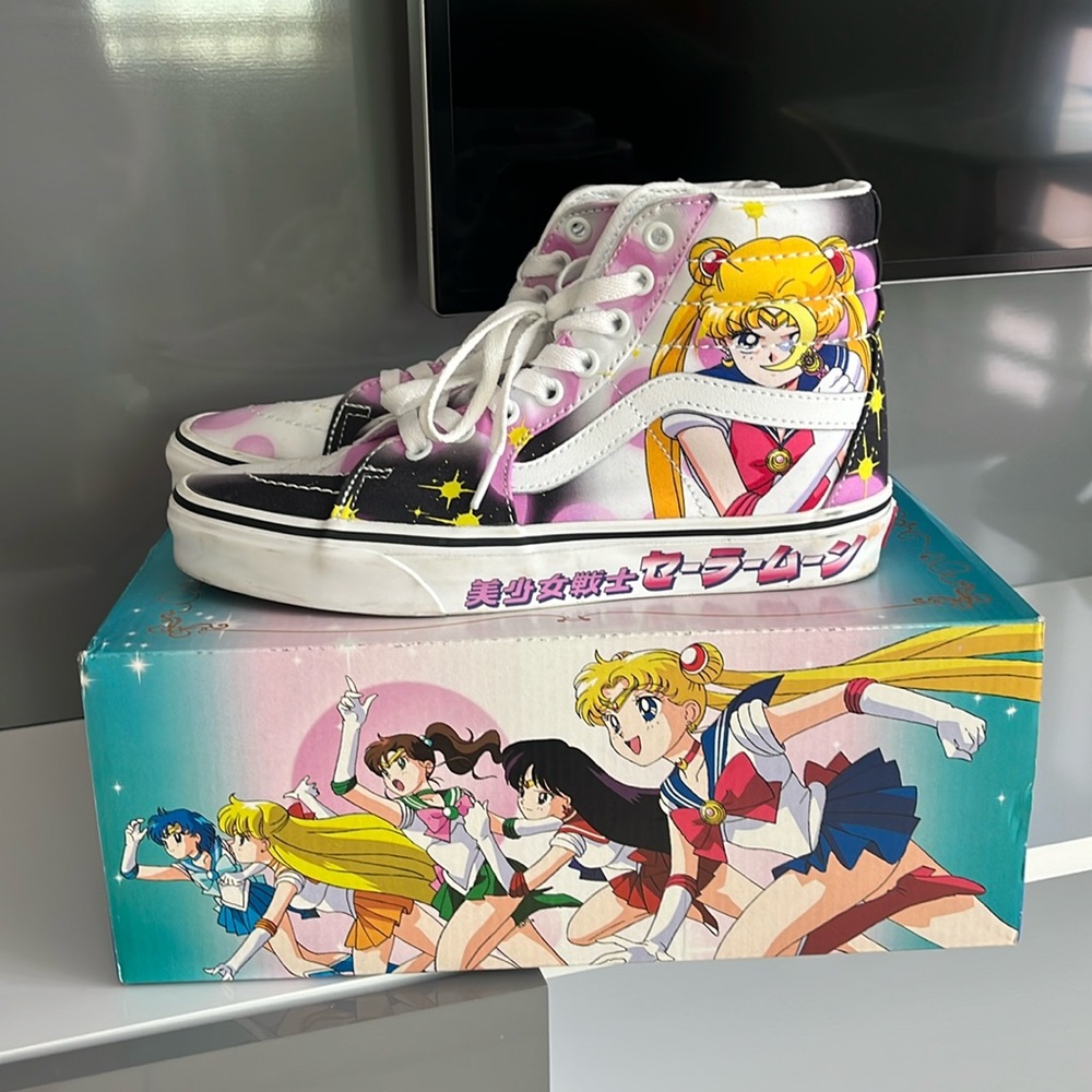 Sailor moon x Vans 🌙